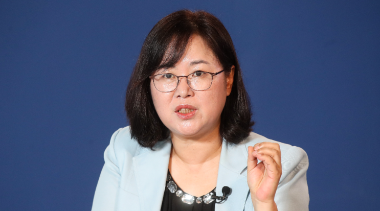  권경애 나이 변호사 프로필 작가 조국흑서 책 고향 페이스북