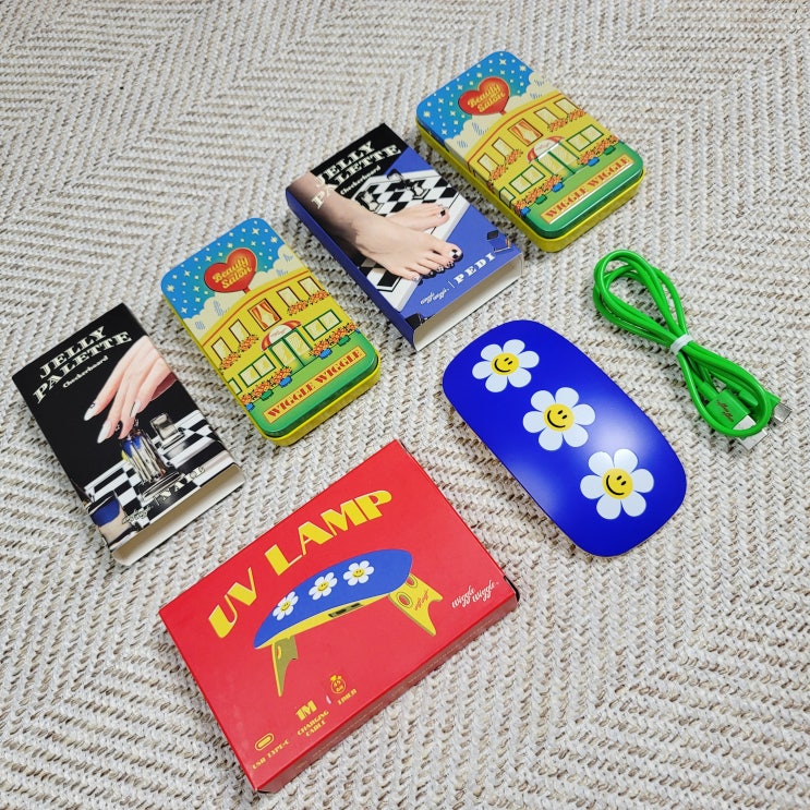  힙한감성 유니크한 디자인의 위글위글젤네일 젤리팔레트!