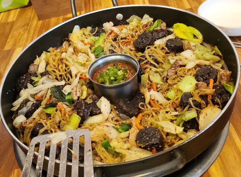 [부천 역곡 순대 맛집] 백순대 최고! 30년전통 원조신림동순대타운 역곡직영점 : 네이버 블로그