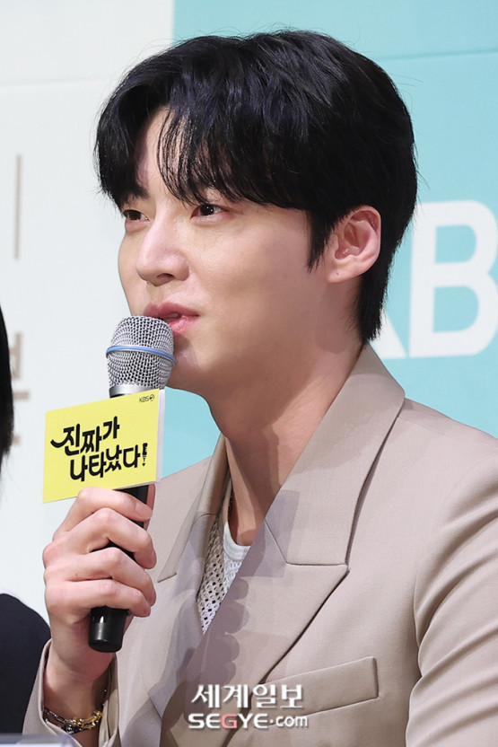 '진짜' 배우 안재현, 구혜선과 이혼 후 충격적인 근황 전해...모두가 놀랐다 '진짜' 배우 안재현, 구혜선과 이혼 후 충격적인 근황 전해...모두가 놀랐다