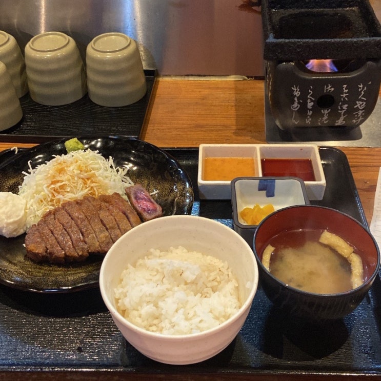  일본 오사카 난바 맛집 토미타 규카츠 - 웨이팅 없는 시간
