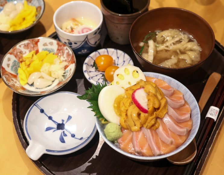  압구정 맛집 청담돈 해산물에 한잔하기 좋은 압구정로데오 맛집