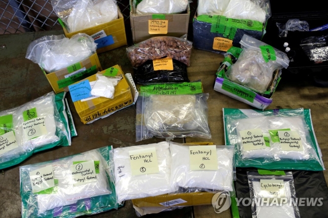 '좀비마약' 펜타닐 통제요청 멕시코 편지 한 통에 美·中 입씨름 '좀비마약' 펜타닐 통제요청 멕시코 편지 한 통에 美·中 입씨름