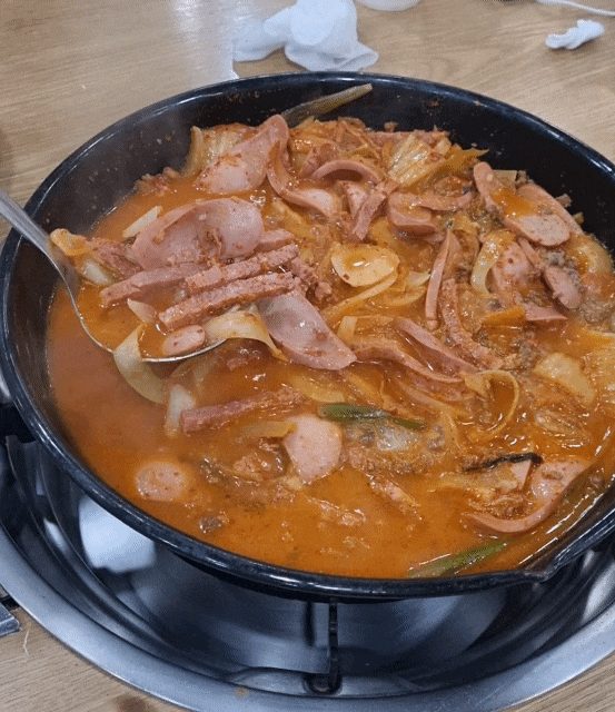 [평택 여행기 마지막] 송탄 부대찌게 2대장 송탄 최네집 부대찌개 식사 후기!(feat. 가성비갑!)