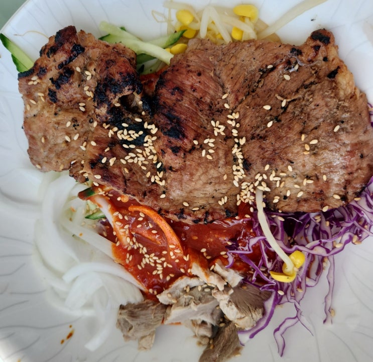  [제주 하갈비국수] 애월 바다를 보며 먹는 갈비가 부드럽고, 달달한 맛있는 깔끔한 고기 국수 추천