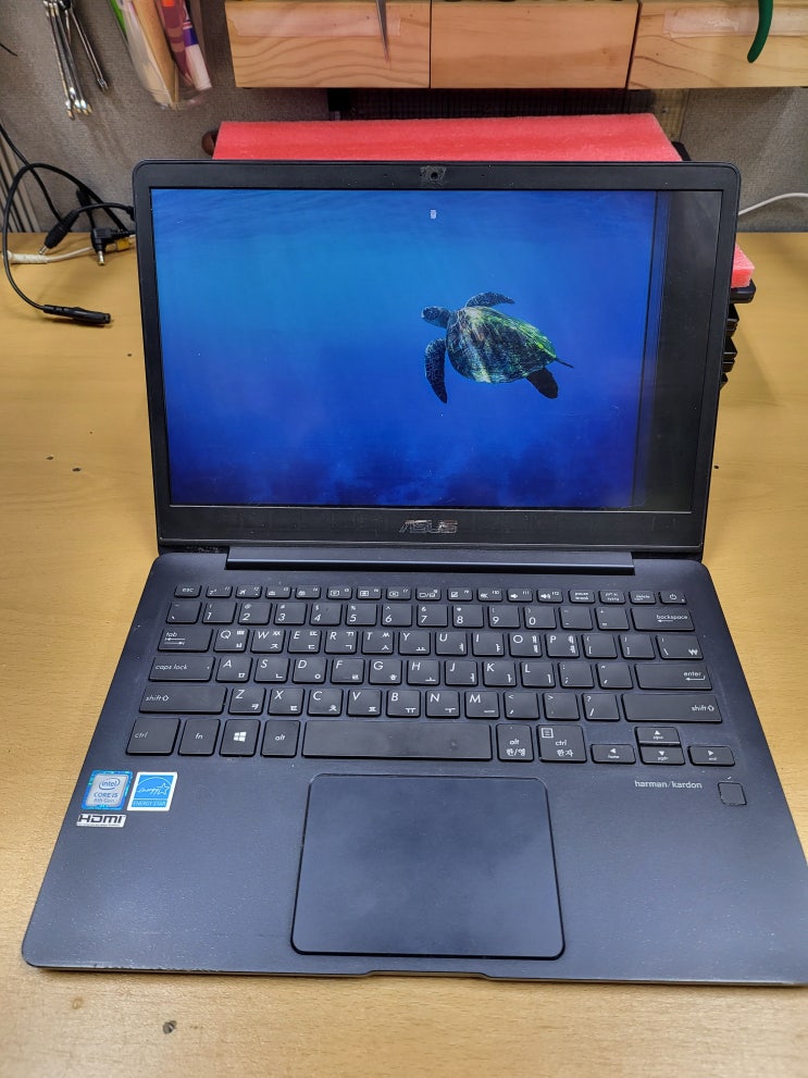  asus ux331u 액정화면 파손 액정교