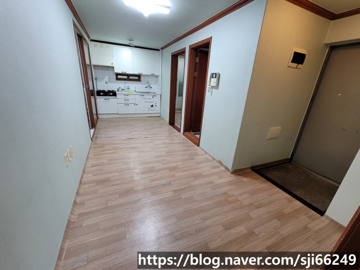  파주 탄현면 법흥리 투룸 월세 1500/50만 개방감 좋고 채광 좋은 살림집 1층 방이 크고 거실 넓은 투룸, 통일동산 파주영어마을 헤이리 신세계첼시아울렛 투룸 임대