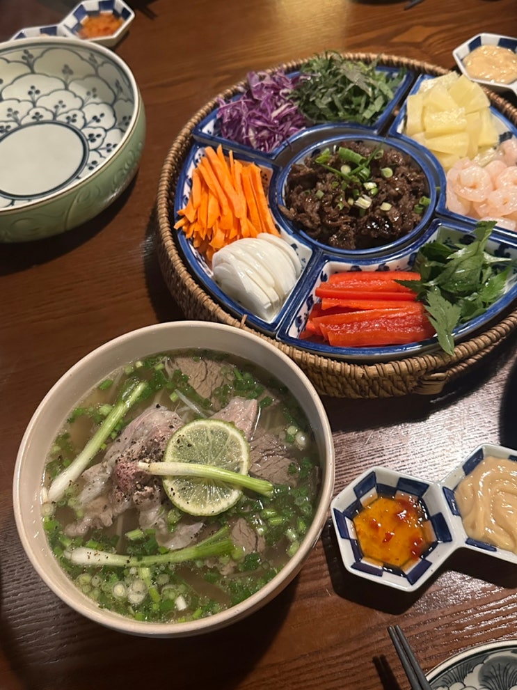  광주 동명동 맛집 사이공장 쌀국수와 월남쌈