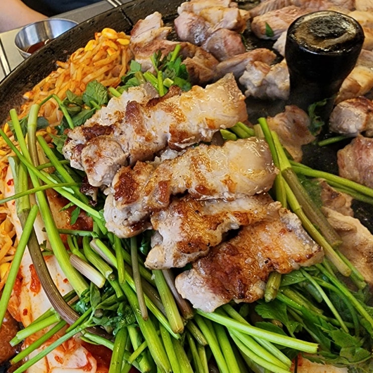  [인계동 고깃집] 수원시청역 6번 출구 맛집 추천 '목구멍' 수원인계점 미박삼겹살, 특목살 후기