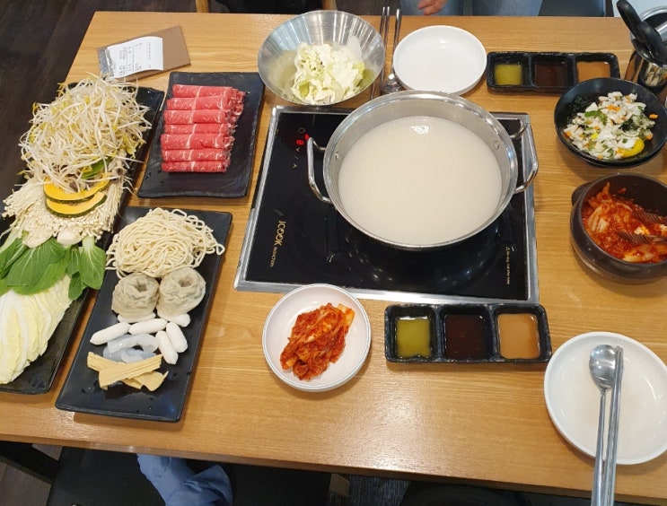  [명동칼국수샤브샤브 신림역점]푸짐하고 깔끔하게 먹기 좋은 신림역샤브샤브