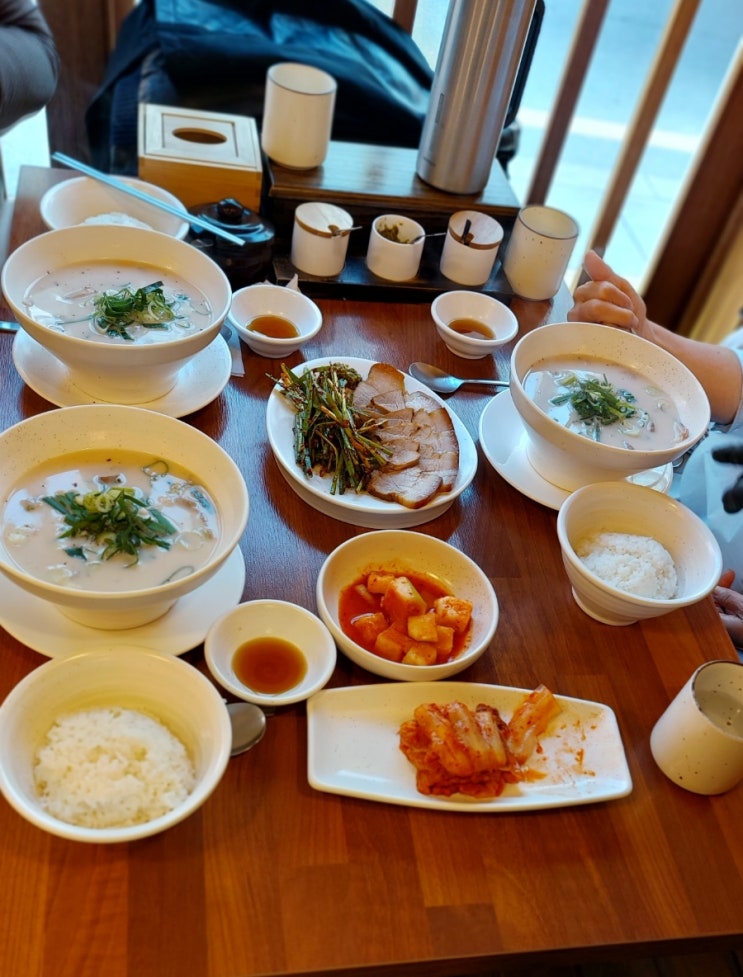 녹사평역 맛집 &lt;남매국밥&gt; 잡내 없는 깔끔한 돼지국밥 경리단길 맛집 추천