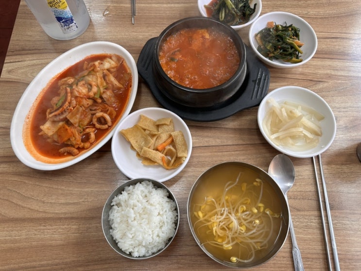  오세훈시장 사인 있는 경희대 맛집 일미식당 2023 경희벚꽃축제 + 카페바움 758
