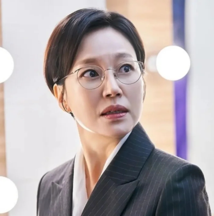 "당연히 미혼인줄.." 배우 진경, 알고보니 이미 한번 갔다와서..돌싱이라고 밝힌 워너비 "당연히 미혼인줄.." 배우 진경, 알고보니 이미 한번 갔다와서..돌싱이라고 밝힌 워너비