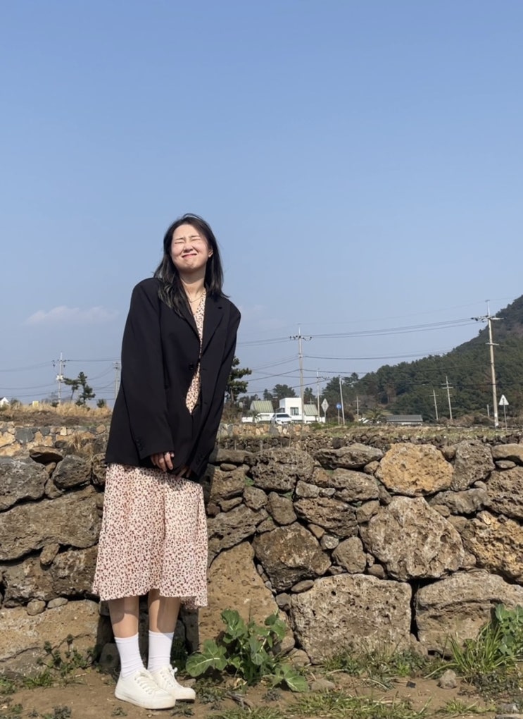  여자 혼자 제주도 2박 3일 :: 2일차 (산방산 유채꽃밭, 사계해변, 울트라마린 카페 등등 •• )