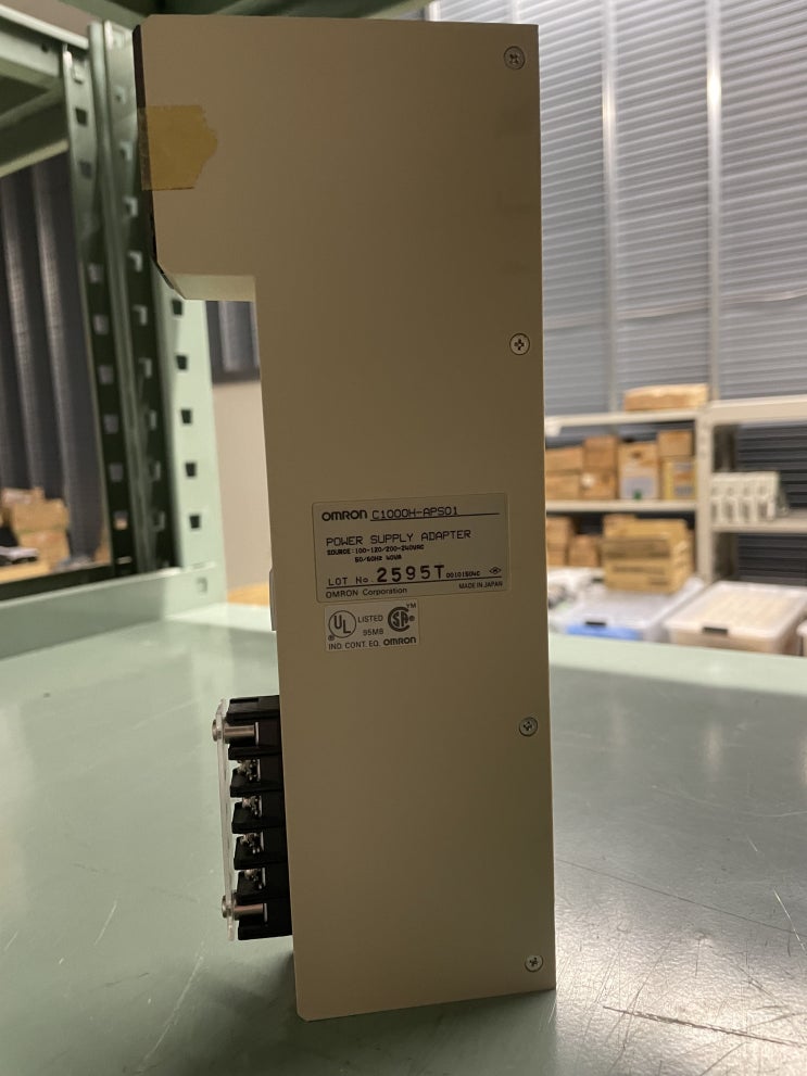  C1000H-APS01　OMRON　PLC　POWER UNIT