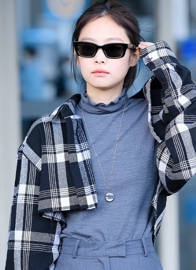  올 여름 여자선글라스유행 브랜드 제니 김나영 메종 젠틀몬스터