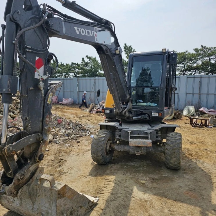 볼보 EW60 2020년식 6000만원 판매합니다. 볼보 EW60 2020년식 6000만원 판매합니다.