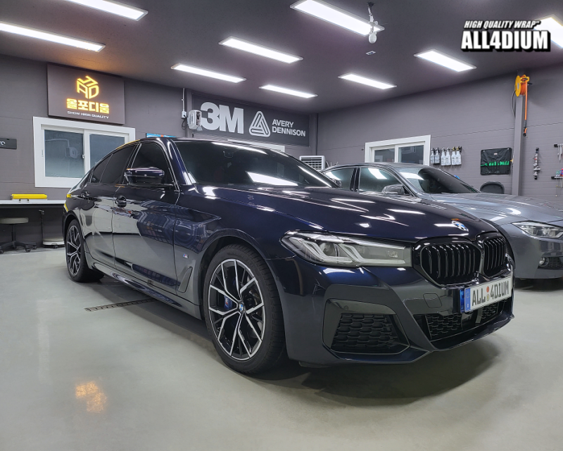 아산 음봉면 / 랩핑 / 5시리즈 창틀, 앞휀다 크롬죽이기 / BMW / 5시리즈 / 5시리즈 (G30)