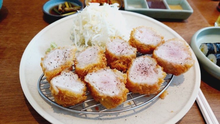  몬도카츠 - 돈가스 맛집(내돈내산)