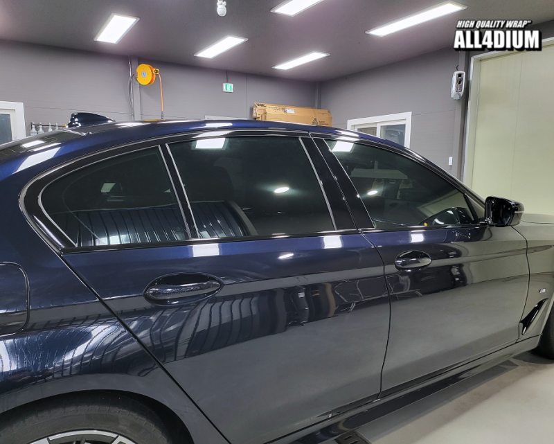 아산 음봉면 / 랩핑 / 5시리즈 창틀, 앞휀다 크롬죽이기 / BMW / 5시리즈 / 5시리즈 (G30)