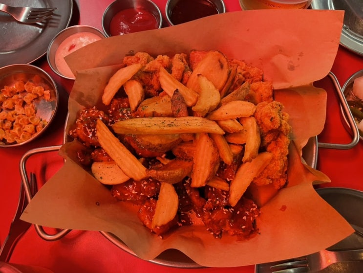  [용산구 이촌역 술집/맛집] 생활맥주 이촌점 : 맥주 데이트 치킨 떡볶이 안주 맛집 내돈내산 후기 & 생맥주에 소주 타주는 술집