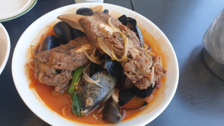  운양동 홍굴이 왕짬뽕 갈비짬뽕