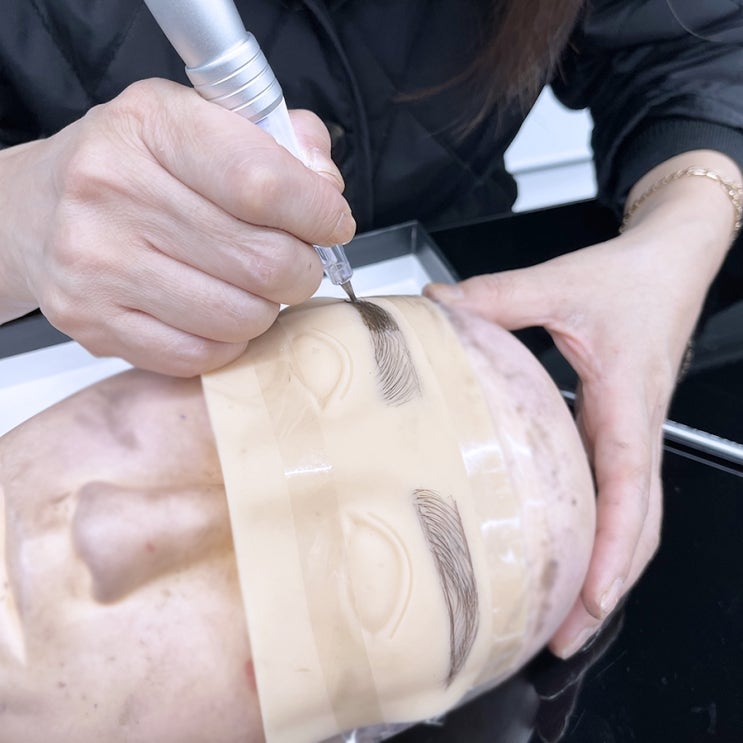  눈썹문신배우기 그라데이션 기법 연습방법 알아보자