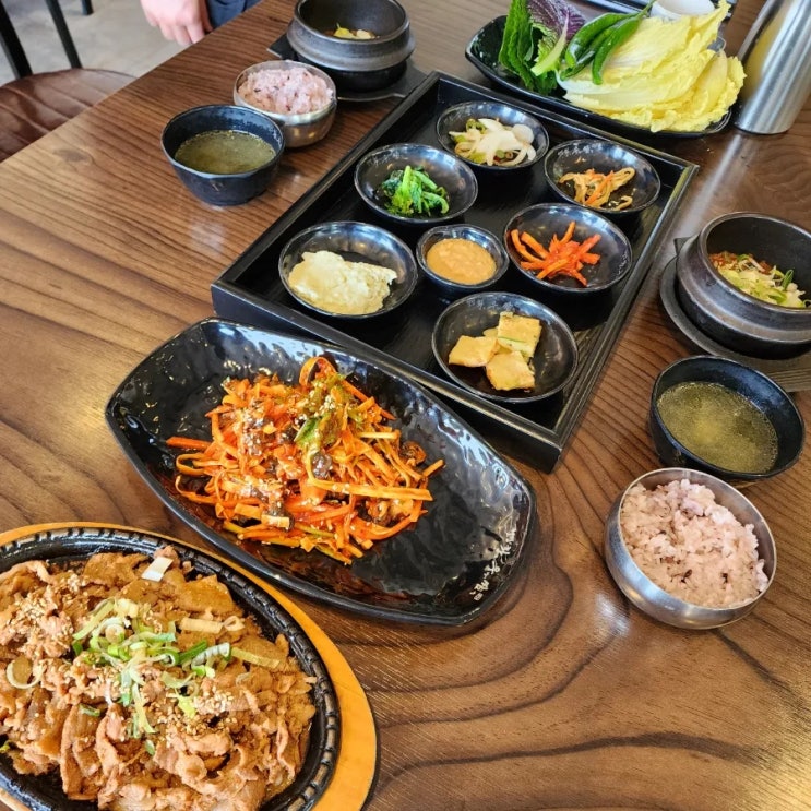 경주맛집 웰빙황토우렁쌈밥먹고 불국사겹벚꽃 구경