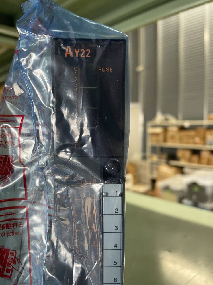  AY22　MITSUBISHI　PLC　TRIAC OUTPUT UNIT