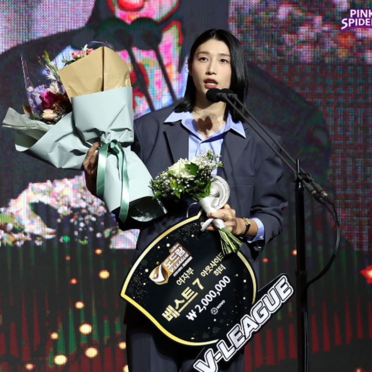 FA 김연경선수의 행선지는 현대건설?? 역대 최강팀이 꾸려질수도(김연경, 식빵언니, 선수연장, 우승팀, 샐러리캡, 7억, 김연견, 황민경, 페이컷, 흥국, 도공, 현건, 페퍼)