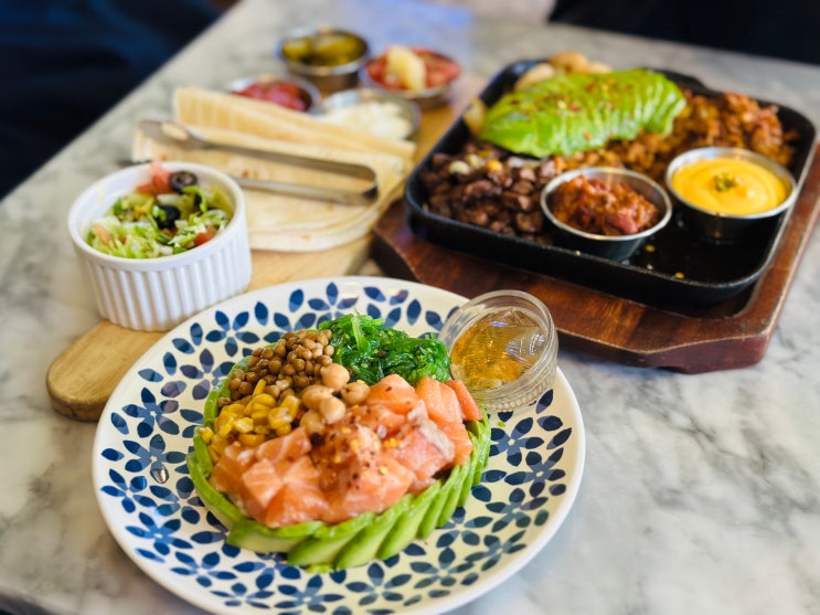  언주역 올라아보 강남언주역점 | 그릴파히타, 아보카도 연어포케 강남 맛집: 서울/역삼동