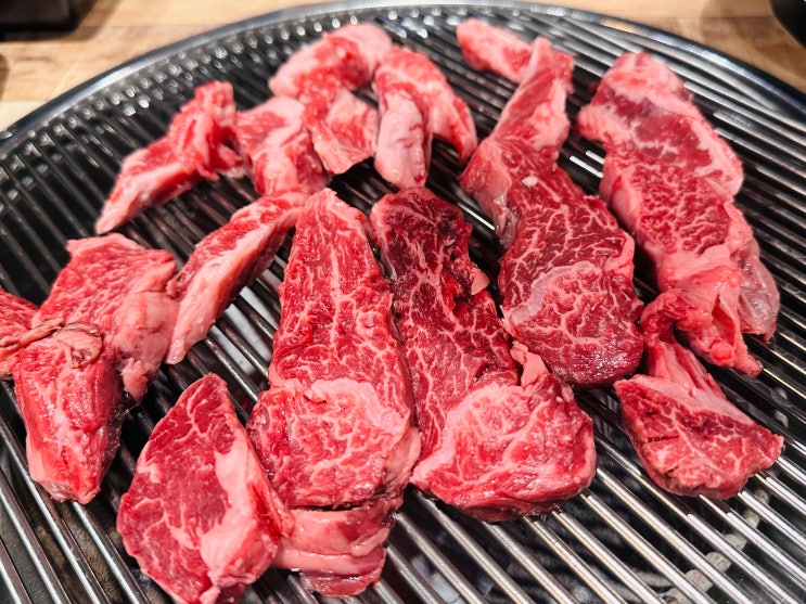  강남구청역 청계산 갈비살 | 갈비살, 토시살, 돼지갈비, 차돌박이 논현동 회식하기 좋은 고기 맛집:서울/논현동