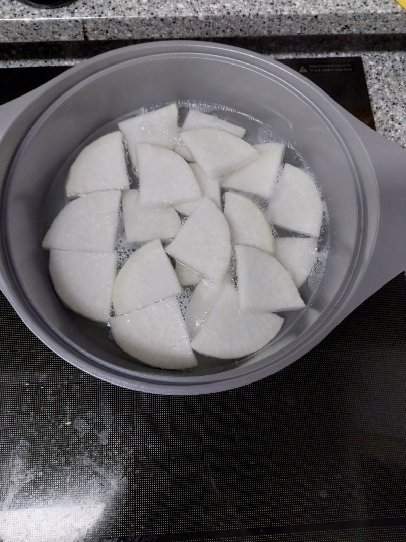 맛있는 캔고등어 김치찜