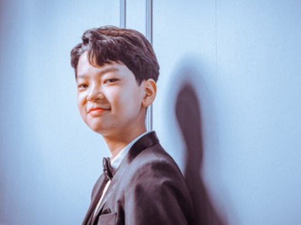 '리틀 임영웅' 안율, 톱스타엔터테인먼트와 전속계약 '리틀 임영웅' 안율, 톱스타엔터테인먼트와 전속계약
