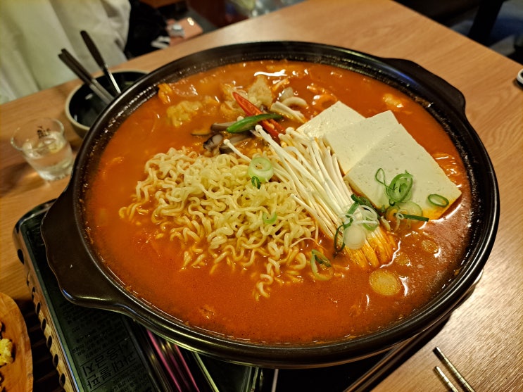  밥과 술을 함께 할땐, 부산대술집 교작