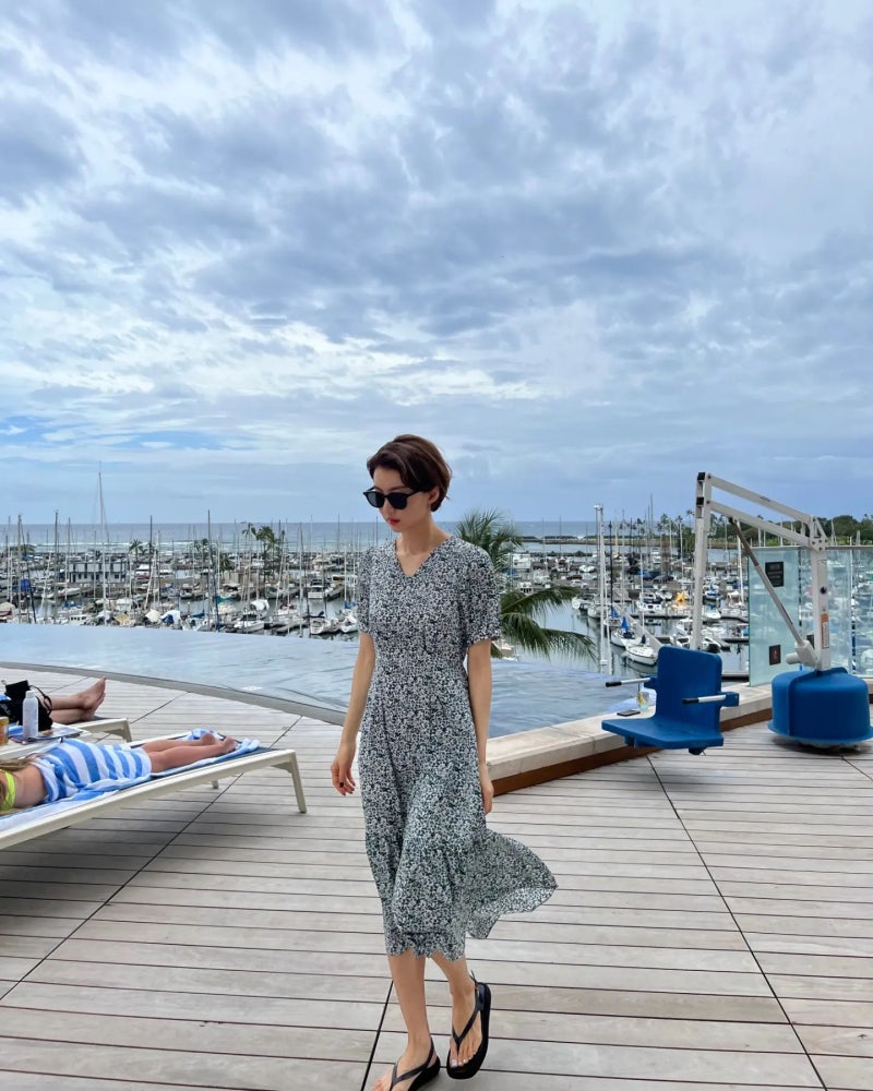 장희진 인스타그램 착장 패션! 비지트인뉴욕 원피스 스타일