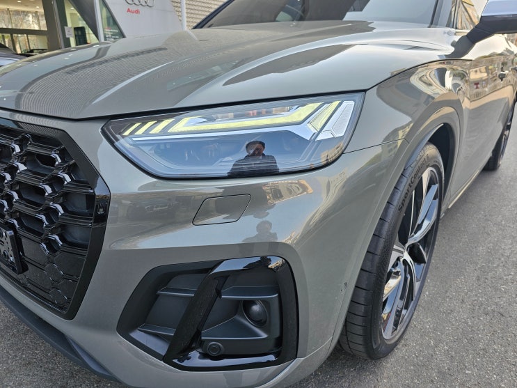 [Audi] 아우디 SQ5 sportback TFSI qu. 크로노스그레이_Z7