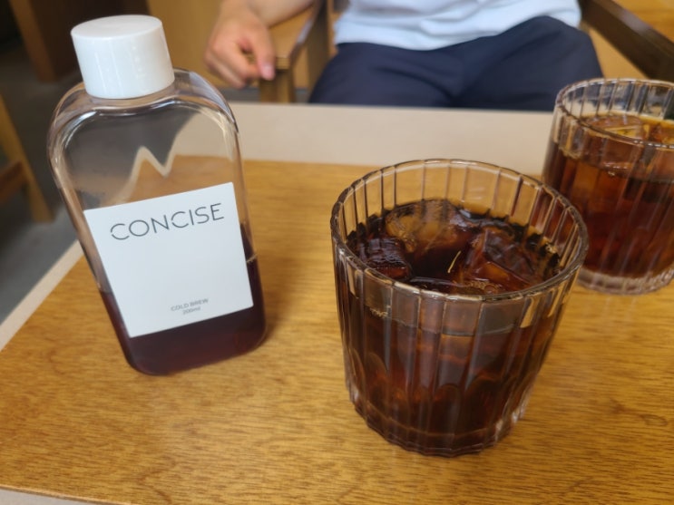 대전 서구 탄방동 카페 컨사이즈(concise)