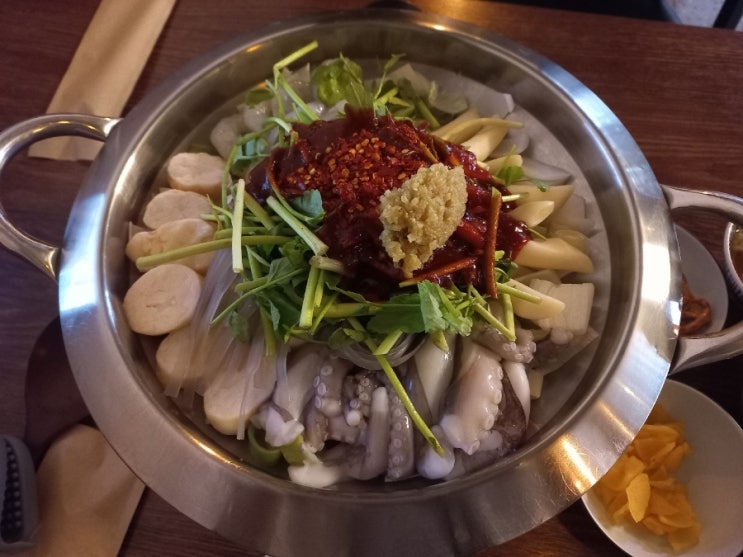 안산 중앙역 맛집 청춘&청춘낙곱새 본점 분위기 좋은 감성 식당 안산 중앙역 맛집 청춘&청춘낙곱새 본점 분위기 좋은 감성 식당