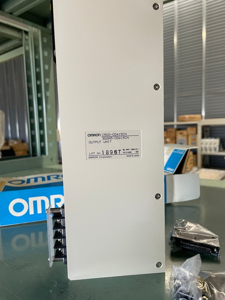  C500-OD415CN　OMRON　PLC　TRANSISTOR OUTPUT UNIT