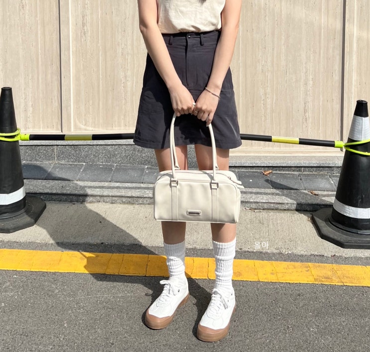  스퀘어 숄더백 여자 데일리백 팁텝 tiptep 가방 후기