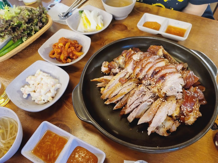  불광천길 족발야시장 응암역점 오리지널족발 테라맥주
