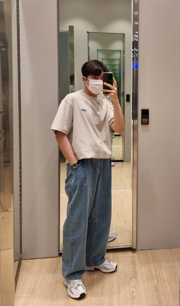  LMC 엘엠씨 매장 현대 중동 유플렉스 남자 오버핏 반팔티 착용 후기