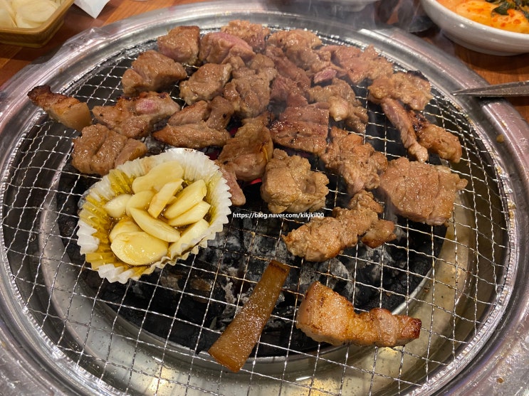 가족식사 및 모임하기 좋은 수원 조원동 수제 돼지갈비 맛집 육미옥