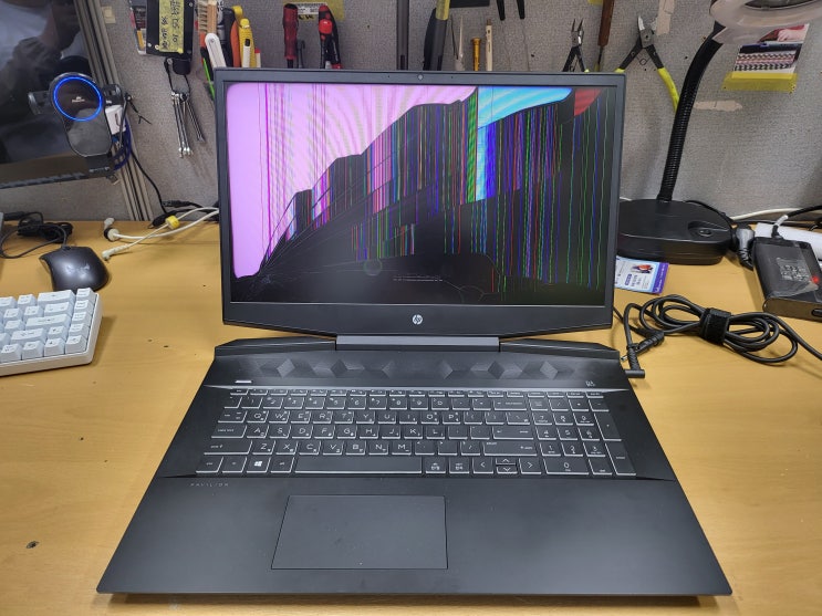  HP Pavilion Gaming 17-cd1020TX 액정파손 144hz 액정교체하기