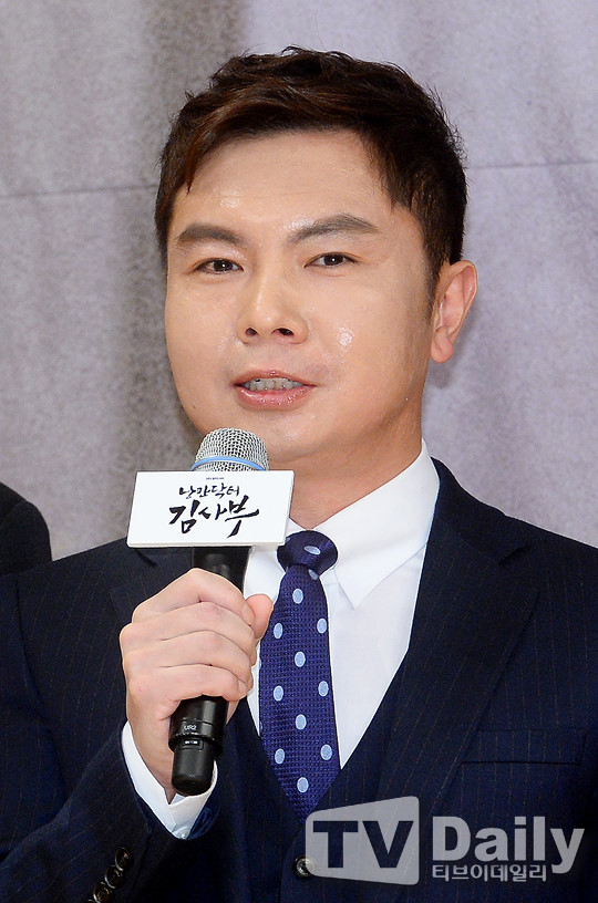 "결혼 3년만에 이혼" '돌싱포맨' 임원희, 알고보면 상남자인 영화계 감초...직진남 맞네 "결혼 3년만에 이혼" '돌싱포맨' 임원희, 알고보면 상남자인 영화계 감초...직진남 맞네