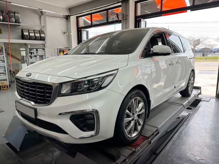 카니발 SUV 가성비 타이어 추천 235-55-19 한국타이어 라우펜 소개합니다