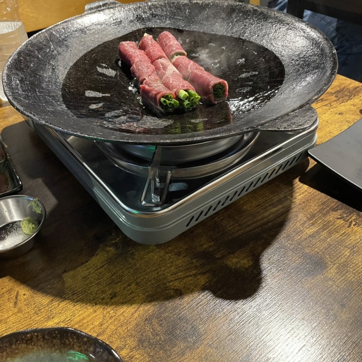  상암 맛집 고이 말이에서 고기말이 먹었는데 존맛