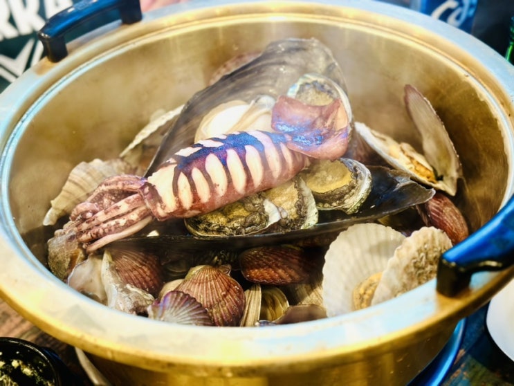  인천 영종도 운서역 맛집. 오징어 과장. 푸짐한 조개찜 먹고 온 후기.