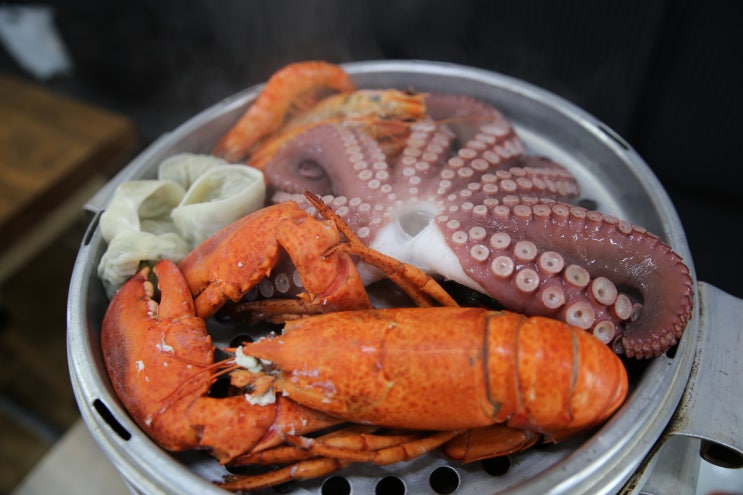  통영 맛집 엄지척했었던 통영나폴리해물탕 갔다가 동피랑전복마을 멍게비빔밥+회덮밥 후기